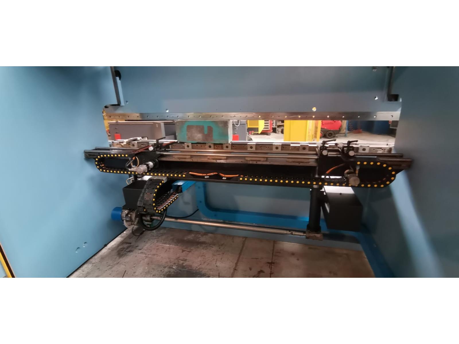 PRESSA PIEGATRICE COLGAR 3200 x 100 ton