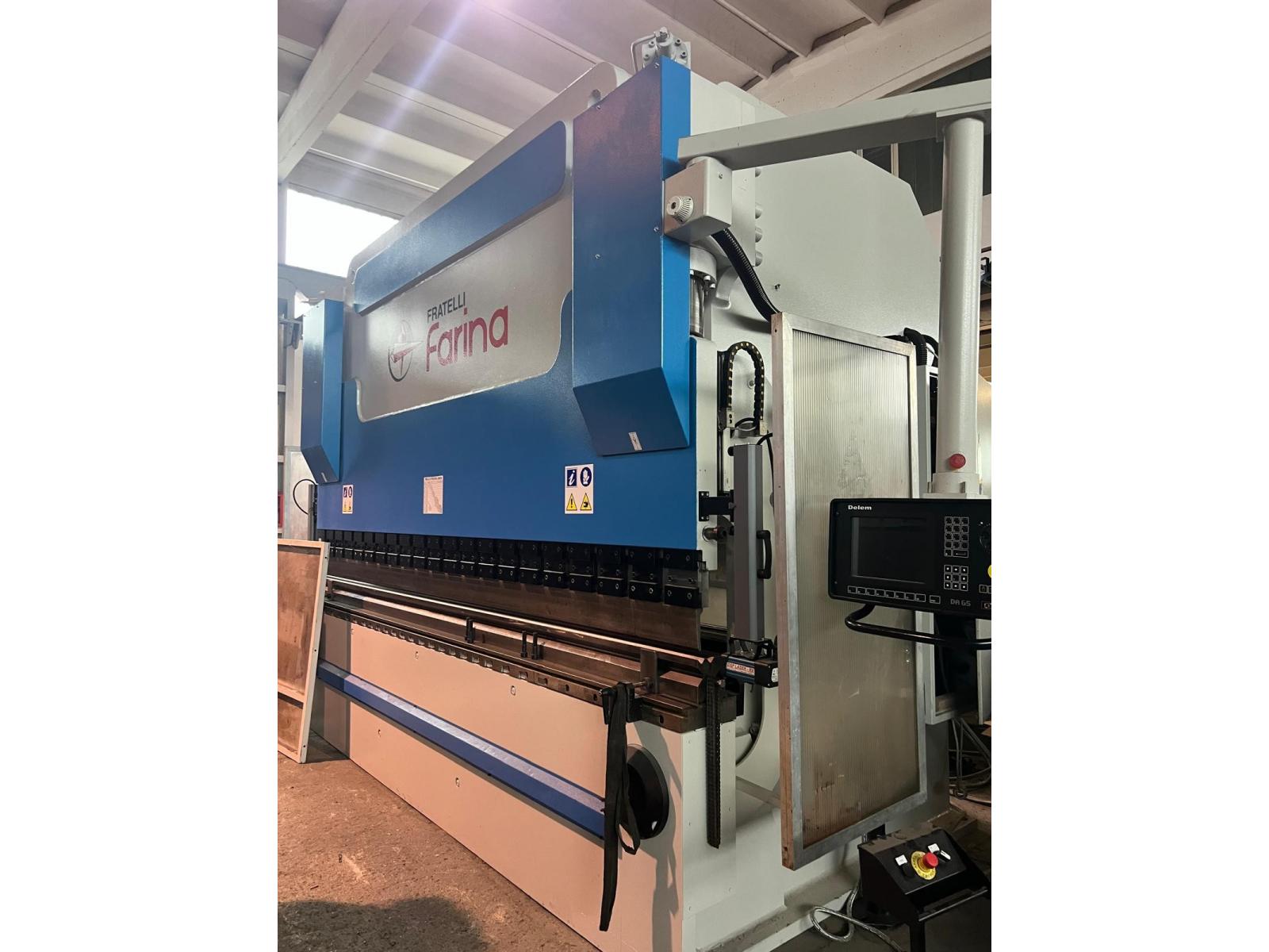 PRESSA PIEGATRICE FARINA PFC/PS