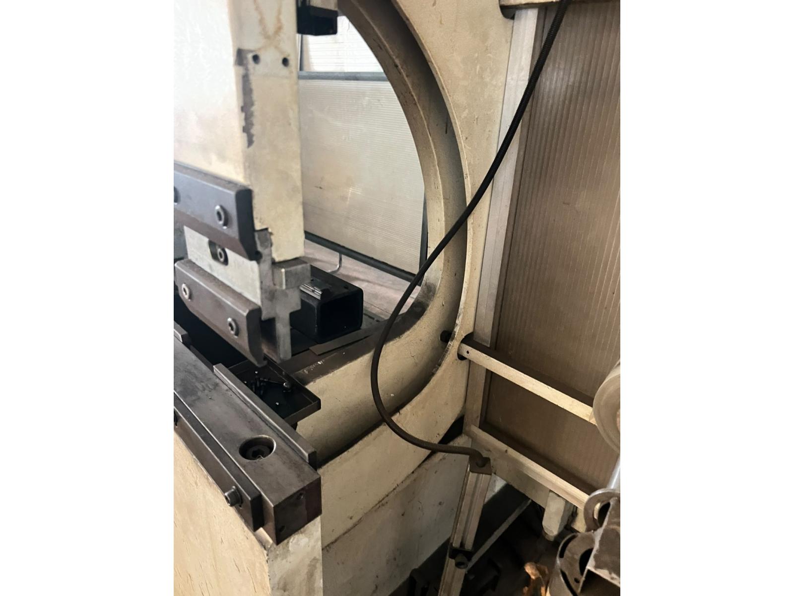PRESSA PIEGATRICE FARINA PSN 80/30