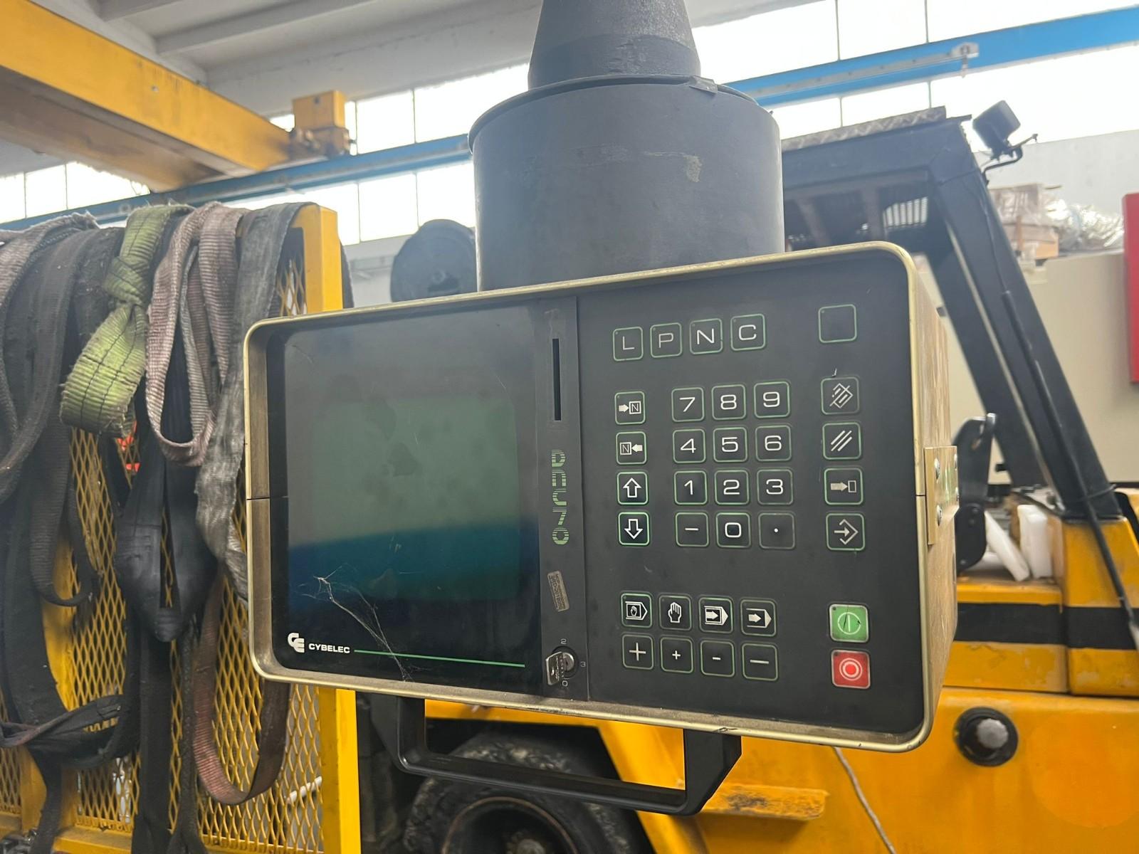 PRESSA PIEGATRICE NOVASTILMEC 6 ASSI