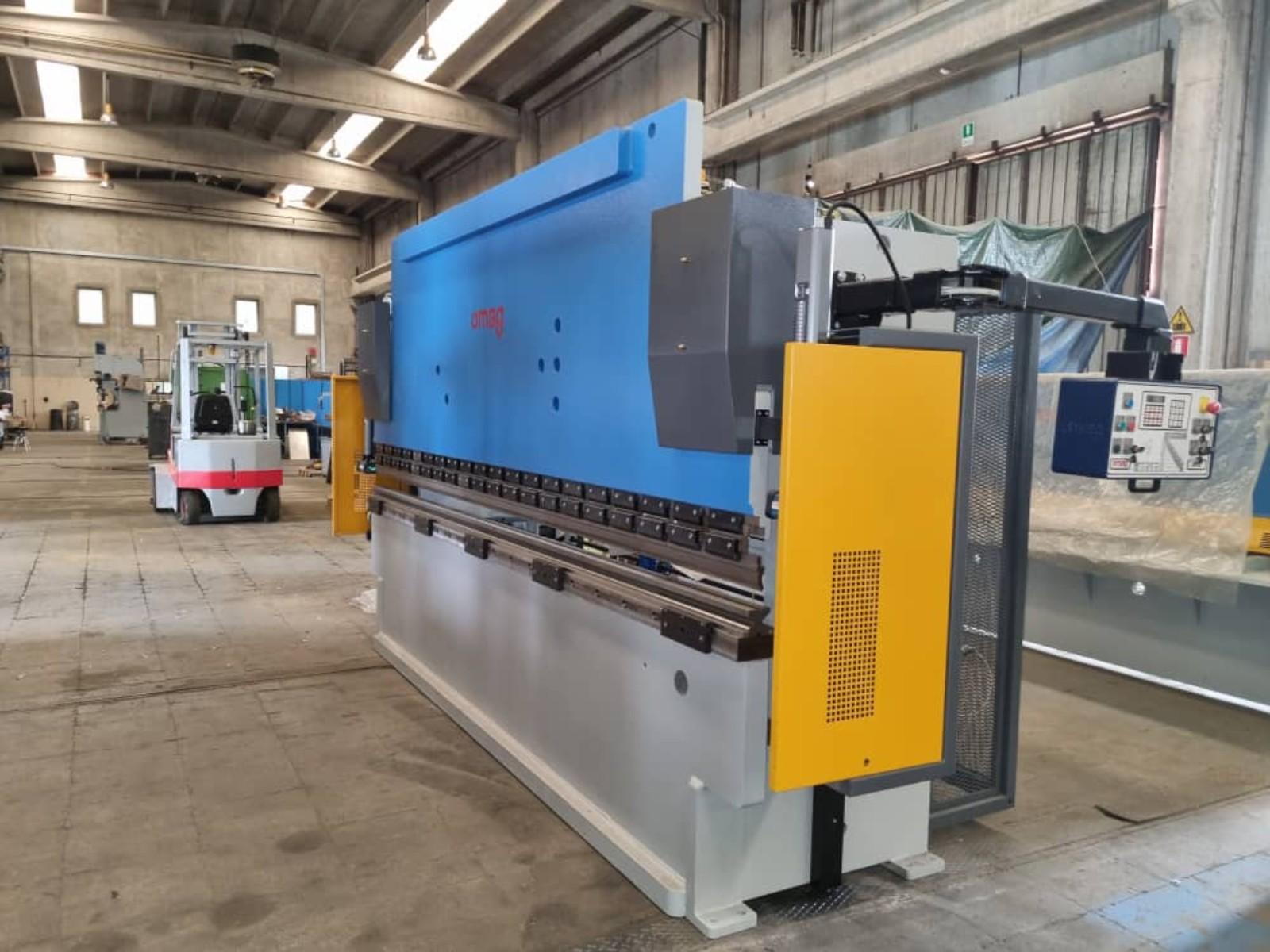 Pressa piegatrice omag EPB 10036100 ton x 4mt