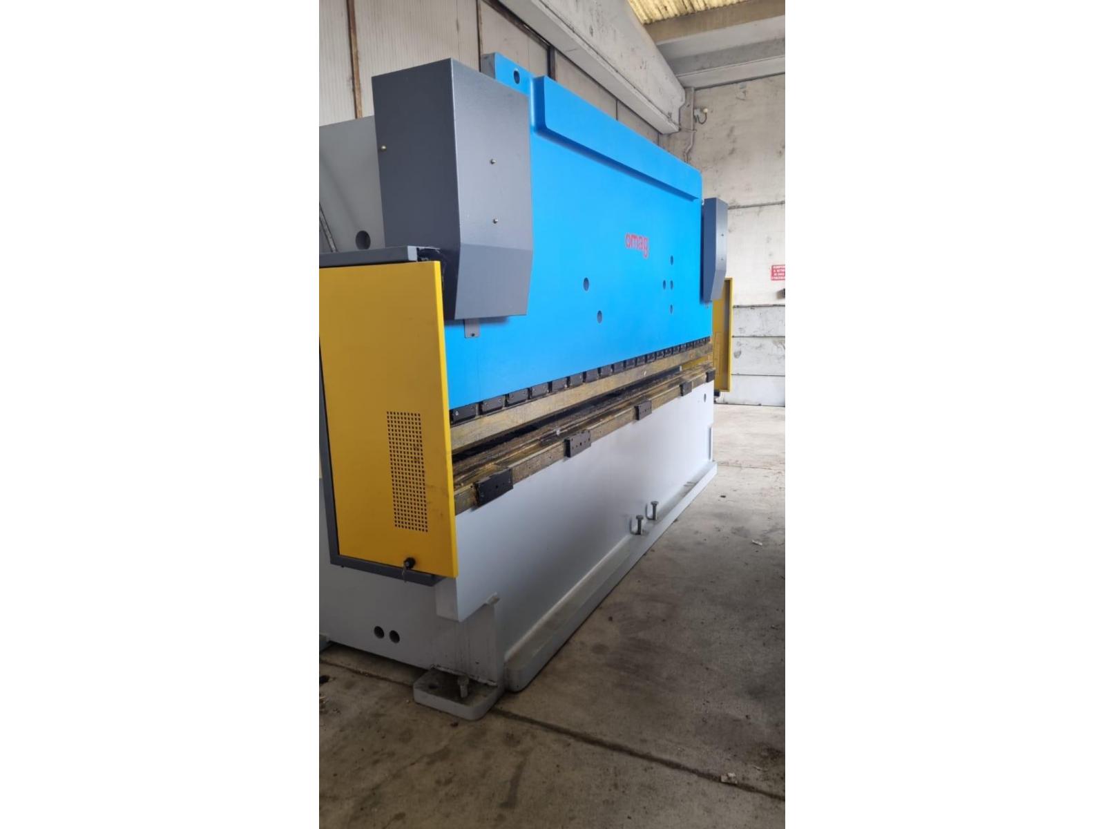 Pressa piegatrice omag EPB 10036100 ton x 4mt