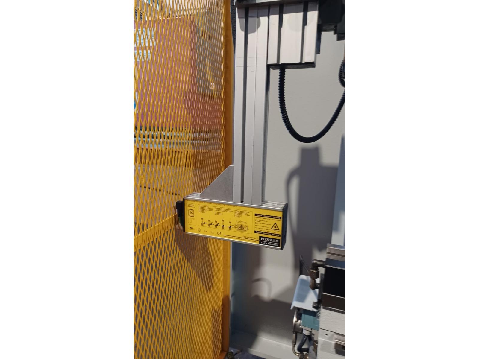 PRESSA PIEGATRICE SYNCRO CBC 3000×130TON