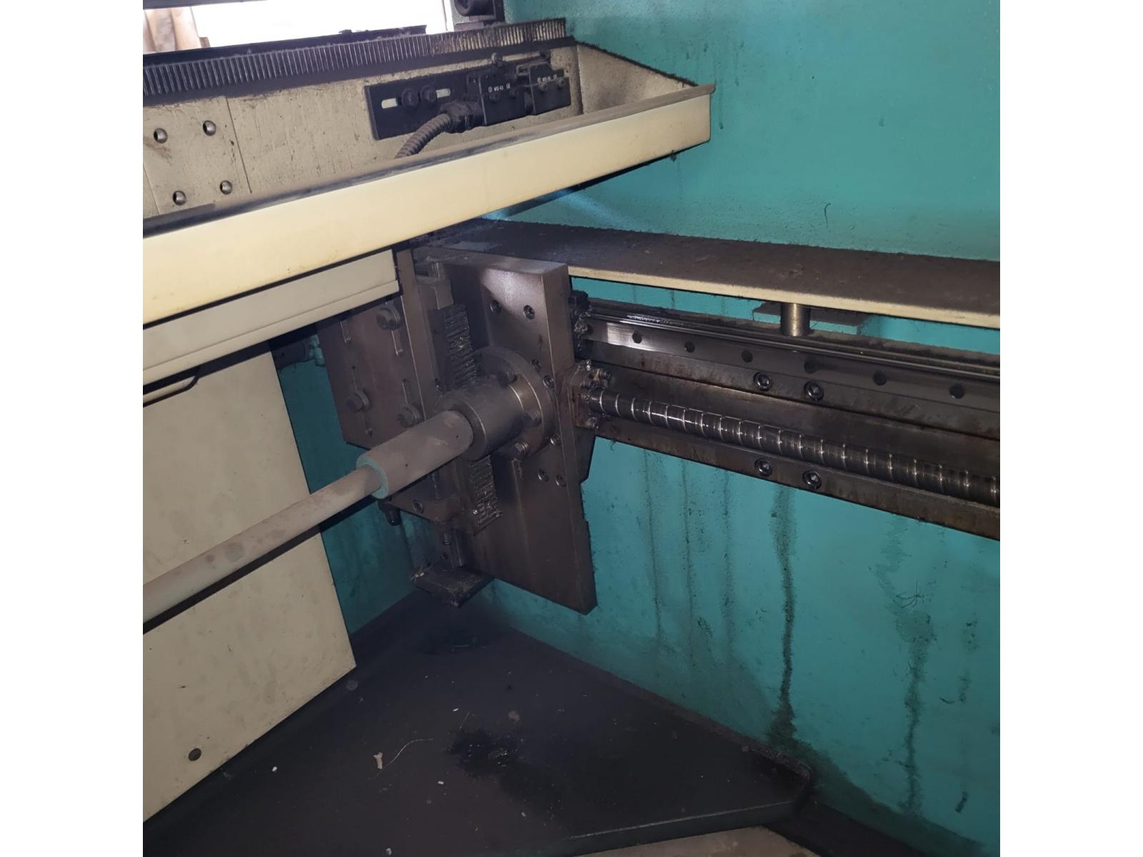 PRESSA PIEGATRICE VIMERCATI 80X4175