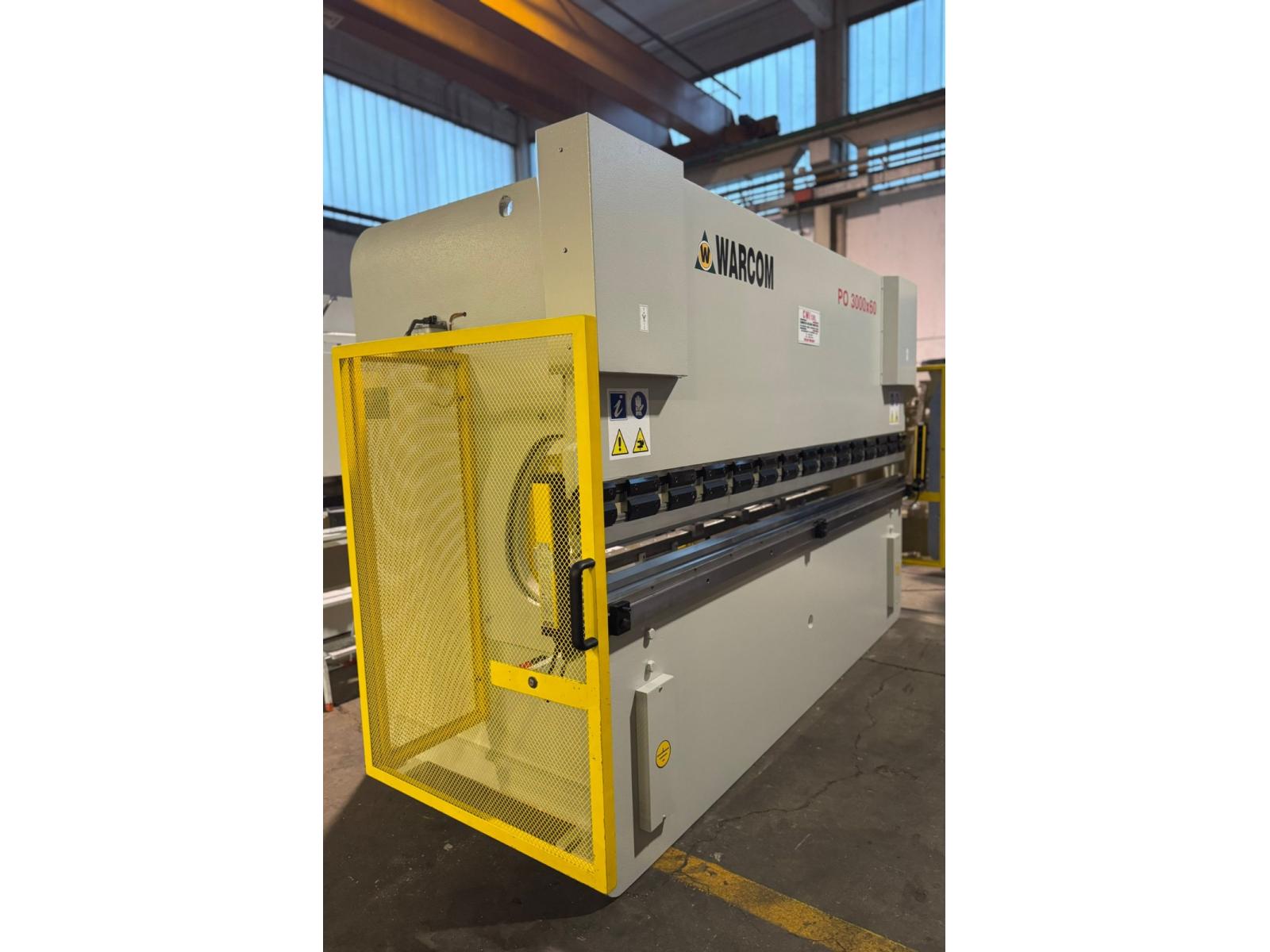 PRESSA PIEGATRICE WARCOM 3000x60 TON CNC 4 ASSI