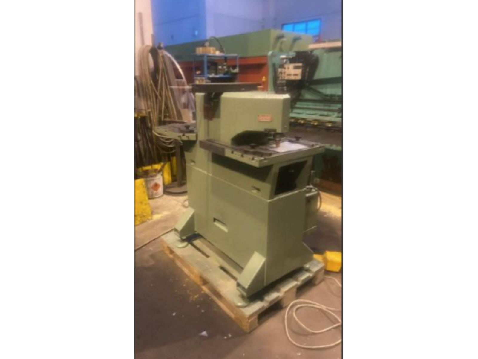 SCANTONATRICE RAINER ANGOLO FISSO+ PUNZONATRICE 150X3