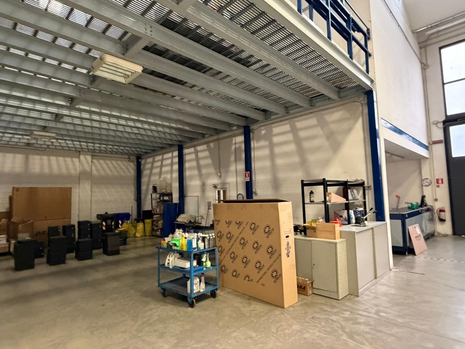 SOPPALCO INDUSTRIALE 9500x12000X4000H