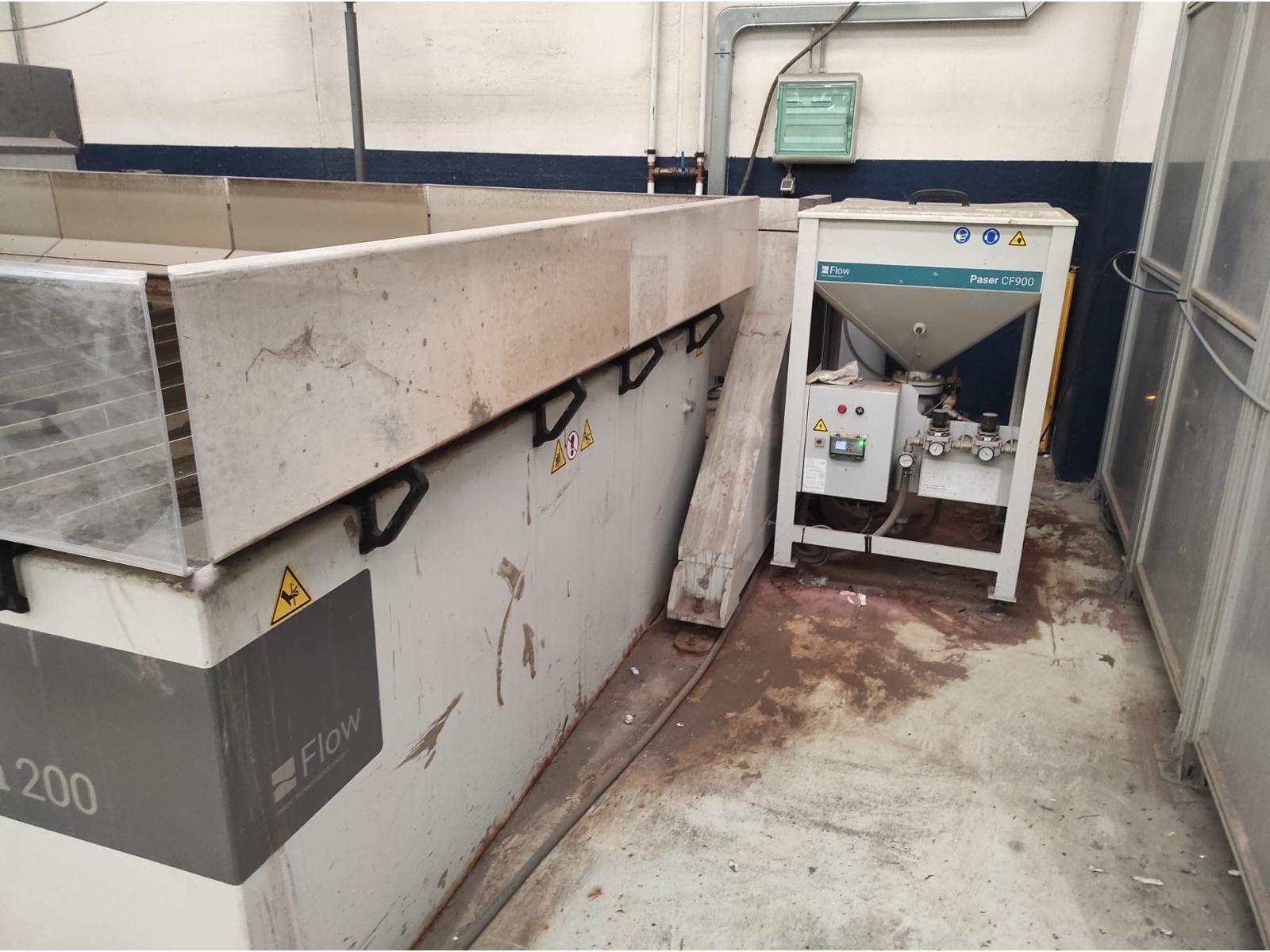 TAGLIO AD ACQUA FLOW MACH 200