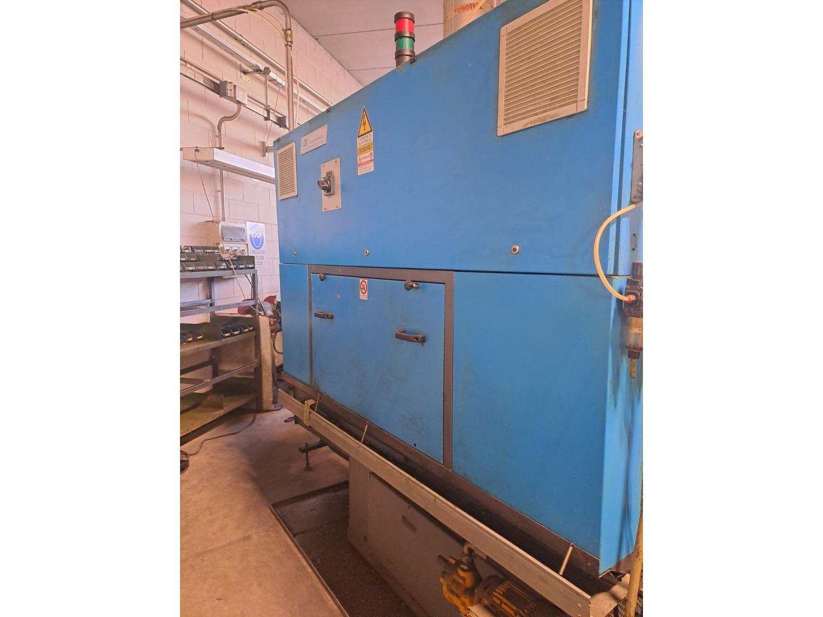 TORNIO CNC A 6 ASSI COMPLETO DI CARICABARRE CAMI mod. C29 cod.13U1416