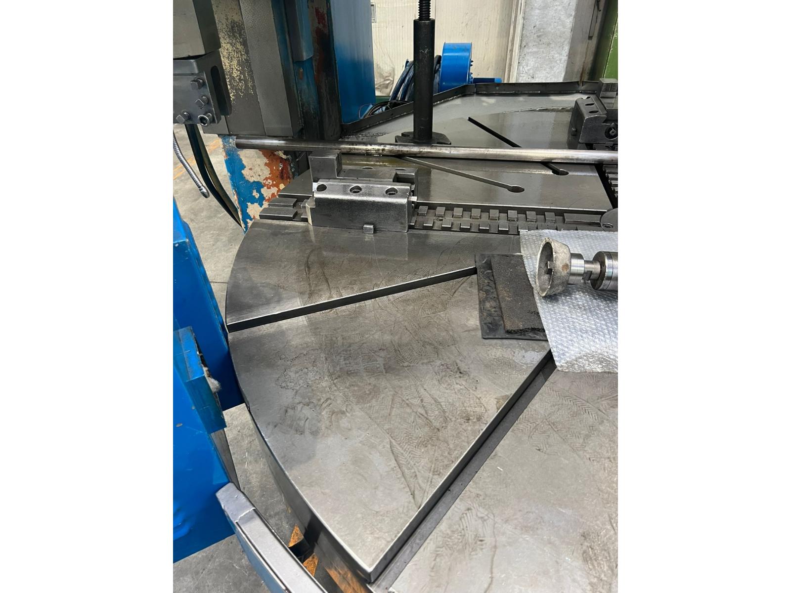 TORNIO VERTICALE OMBA TV 215 CNC