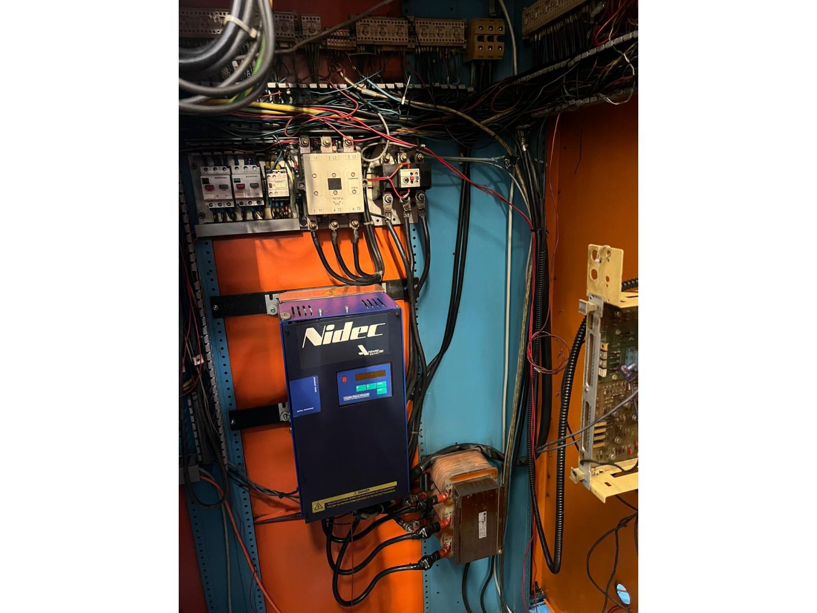 TORNIO VERTICALE OMBA TV 215 CNC