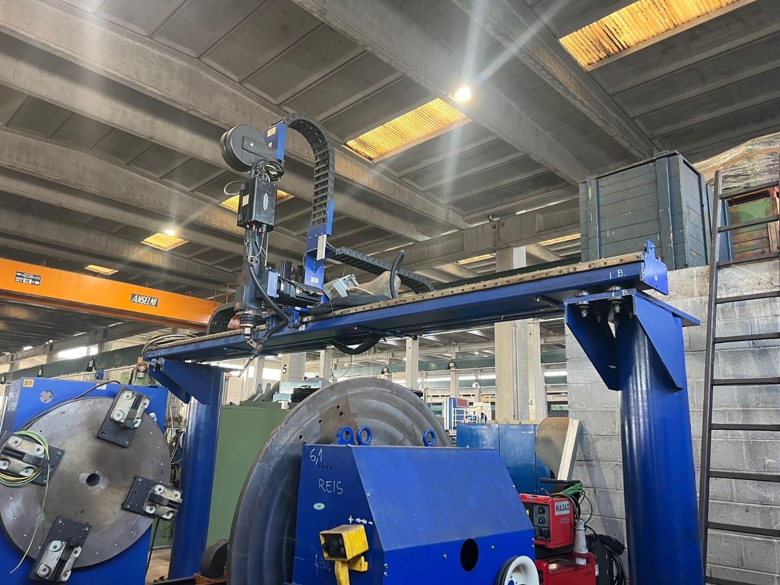 TRAVI DI SALDATURA REIS CON POSIZIONATORE E SALDATRICE