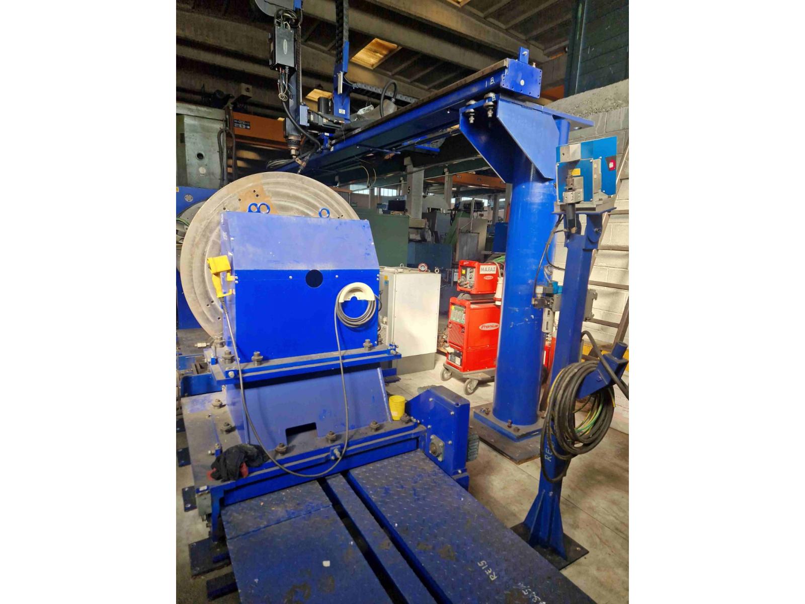 TRAVI DI SALDATURA REIS CON POSIZIONATORE E SALDATRICE