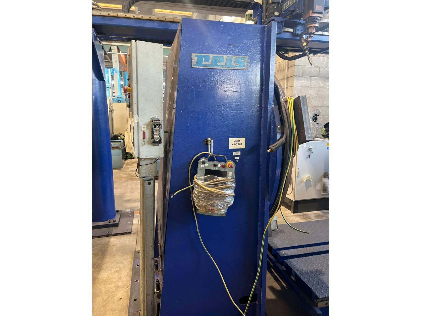 TRAVI DI SALDATURA REIS CON POSIZIONATORE E SALDATRICE