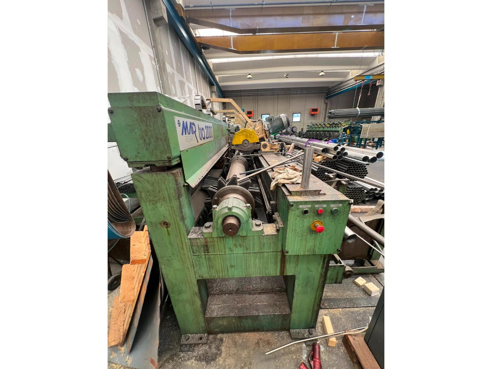Troncatrice multipla MAIR TRA 2000 con caricatore