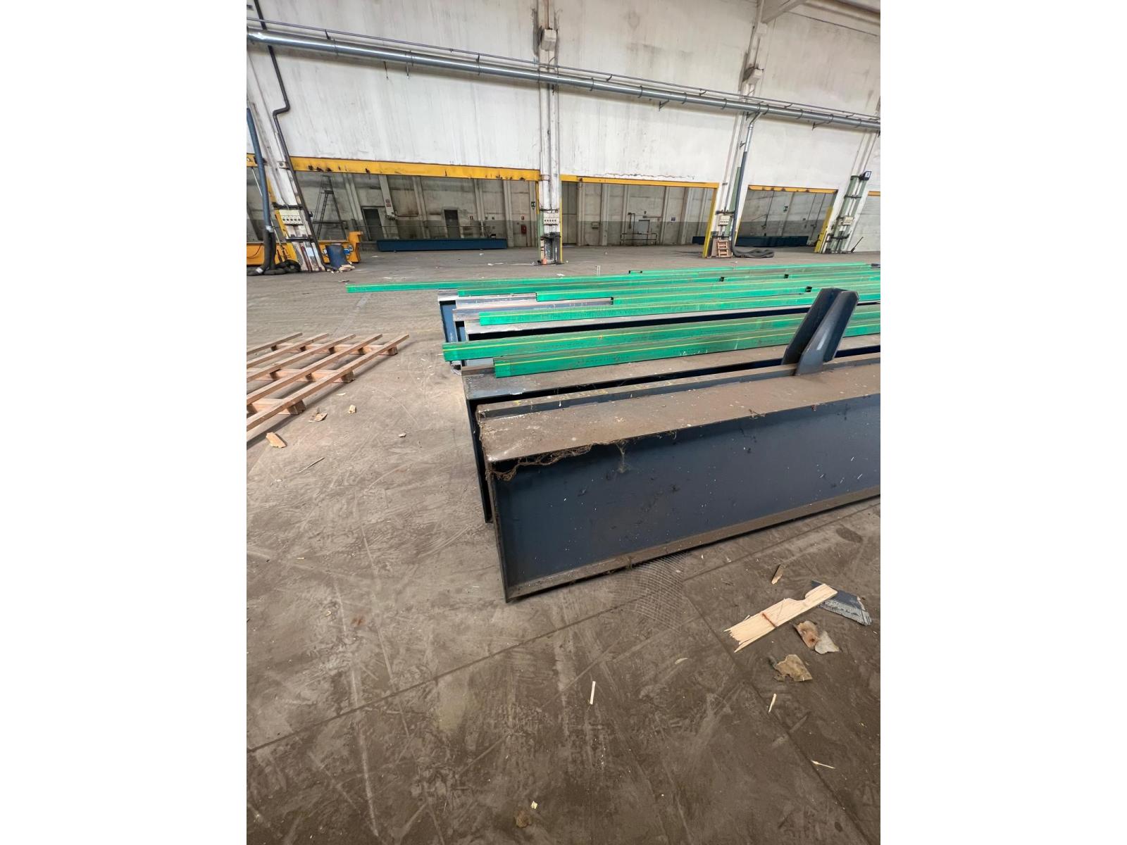 VIE DI CORSA PORTATA 12.5 TON