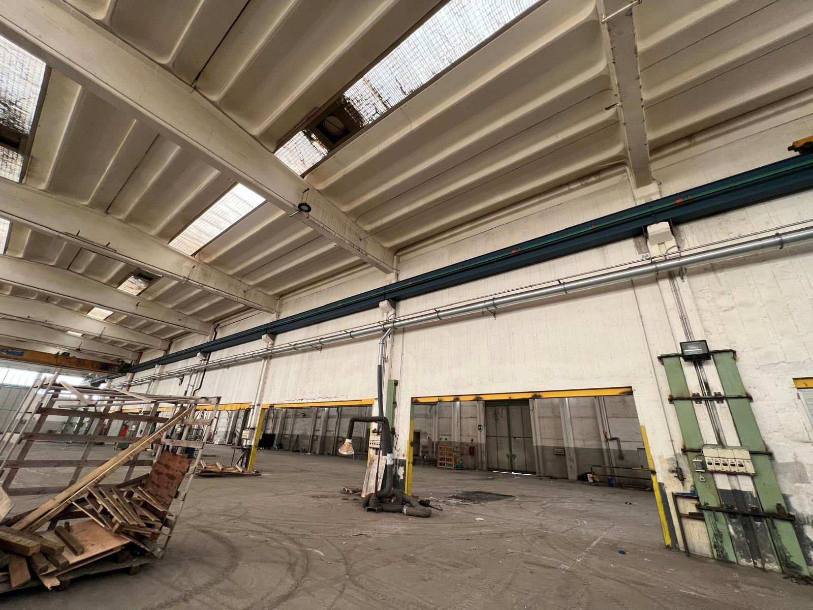 VIE DI CORSA PORTATA 12.5 TON